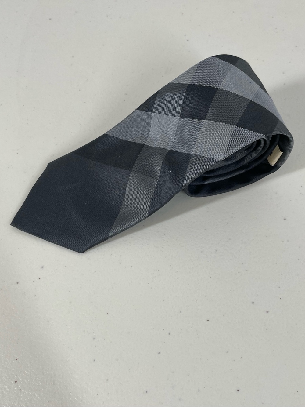 Burberry London Silk Tie Gray Check Plaid Made in Italy Designer Luxury Wedding